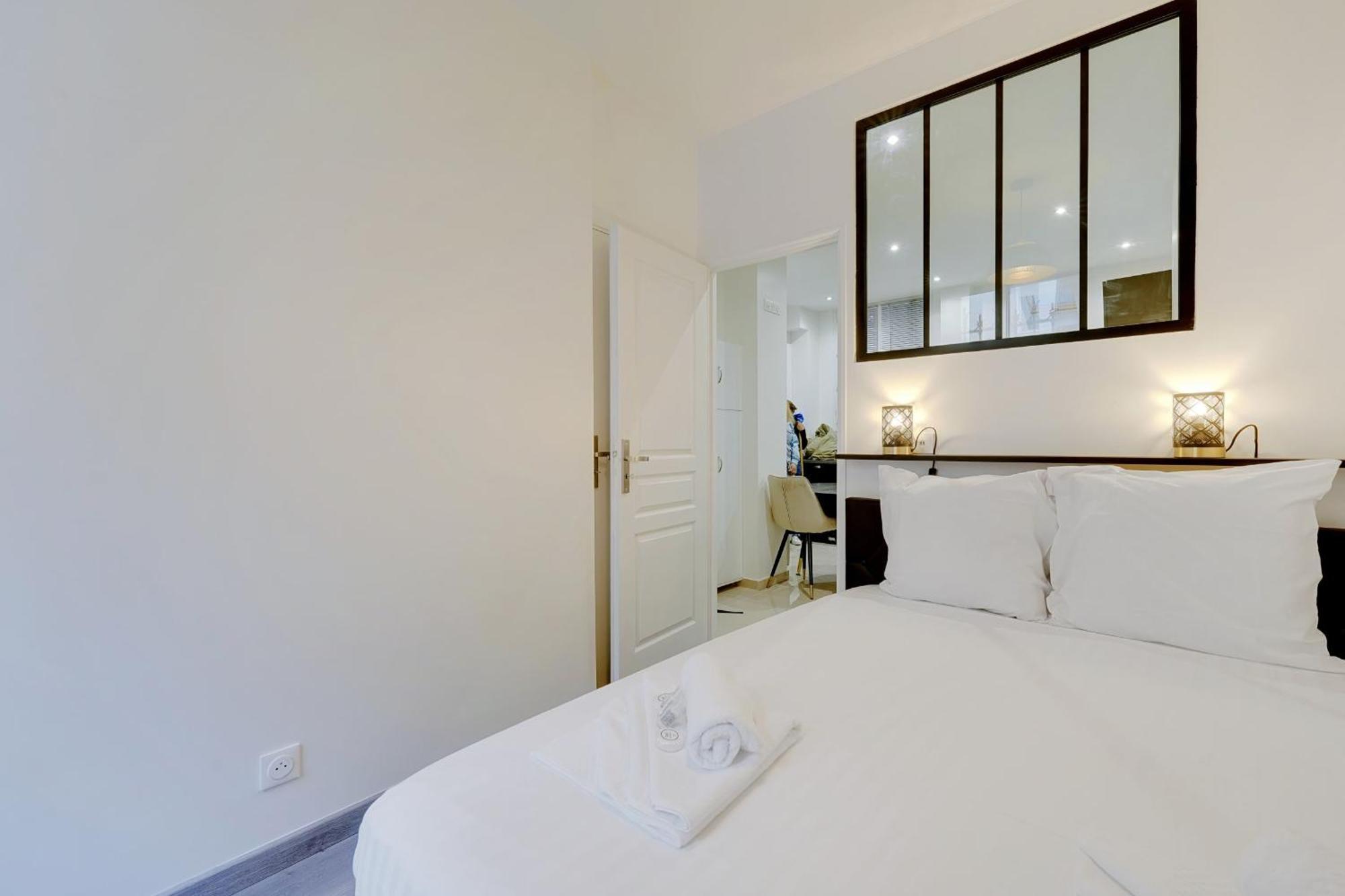 Comfortable Apartment Marx Dormoy Париж Екстериор снимка