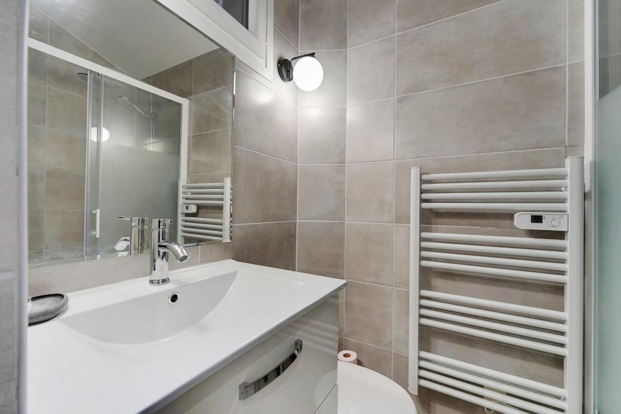 Comfortable Apartment Marx Dormoy Париж Екстериор снимка